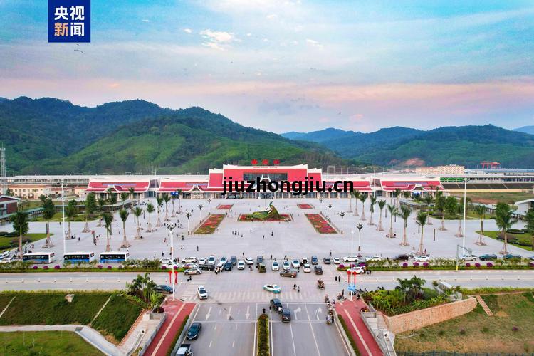 中老邊(bian)境(jing)大(da)湄公河次(ci)區(qu)域(yu)出入境(jing)人(ren)員激(ji)增與服(fu)務水(shui)平(ping)提(ti)升(sheng)